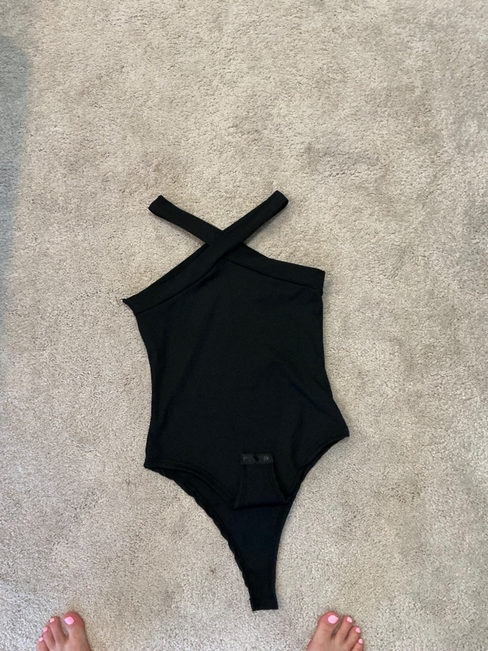 One piece - Picture 2 of 8